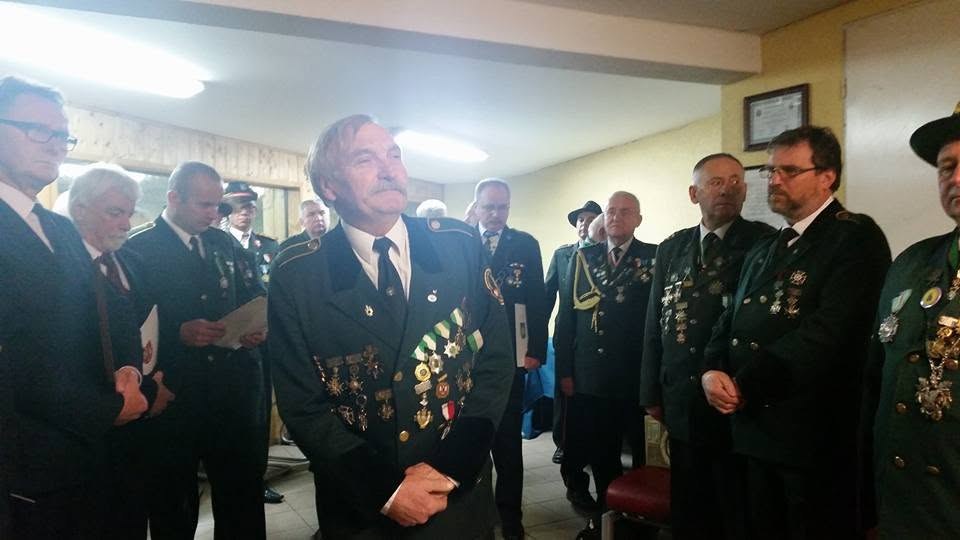 Przemówienia, odznaczenia, gratulacje na ręce prezesa Bractwa w Śremie