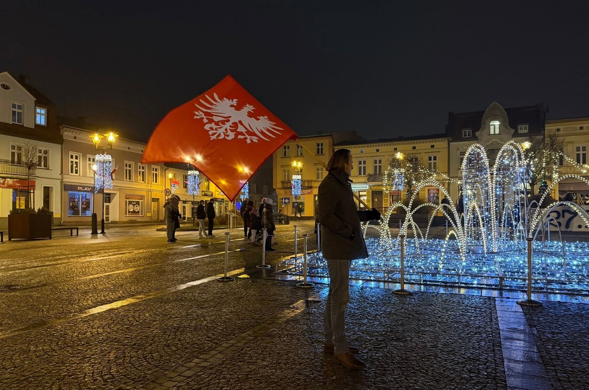 107. rocznica Powstania Wielkopolskiego — Plac Wolności, Czarnków