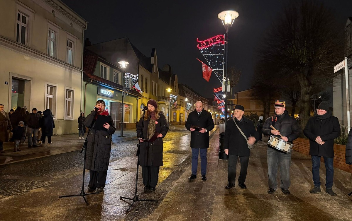 107. rocznica Powstania Wielkopolskiego — Plac Wolności, Czarnków
