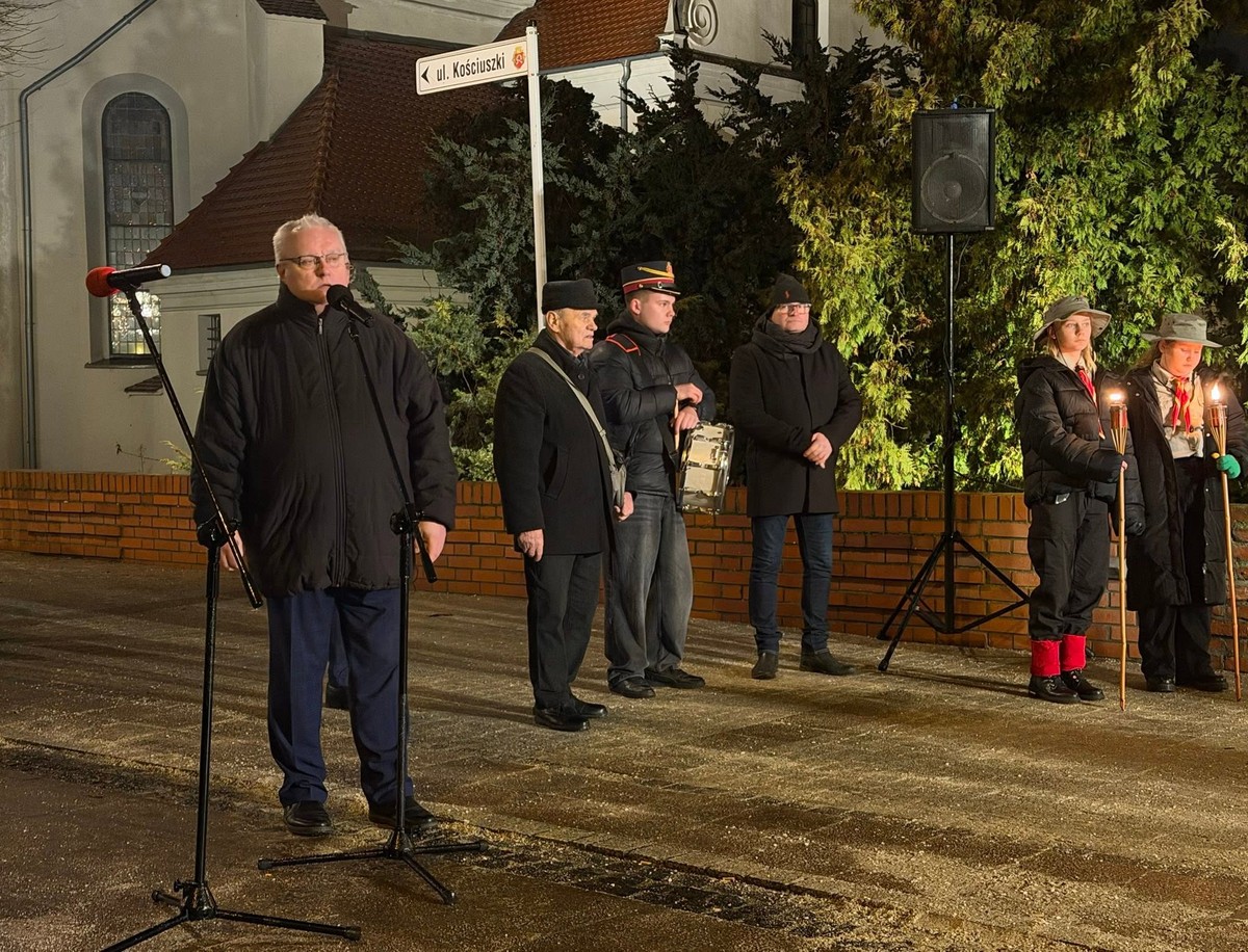 107. rocznica Powstania Wielkopolskiego — Plac Wolności, Czarnków