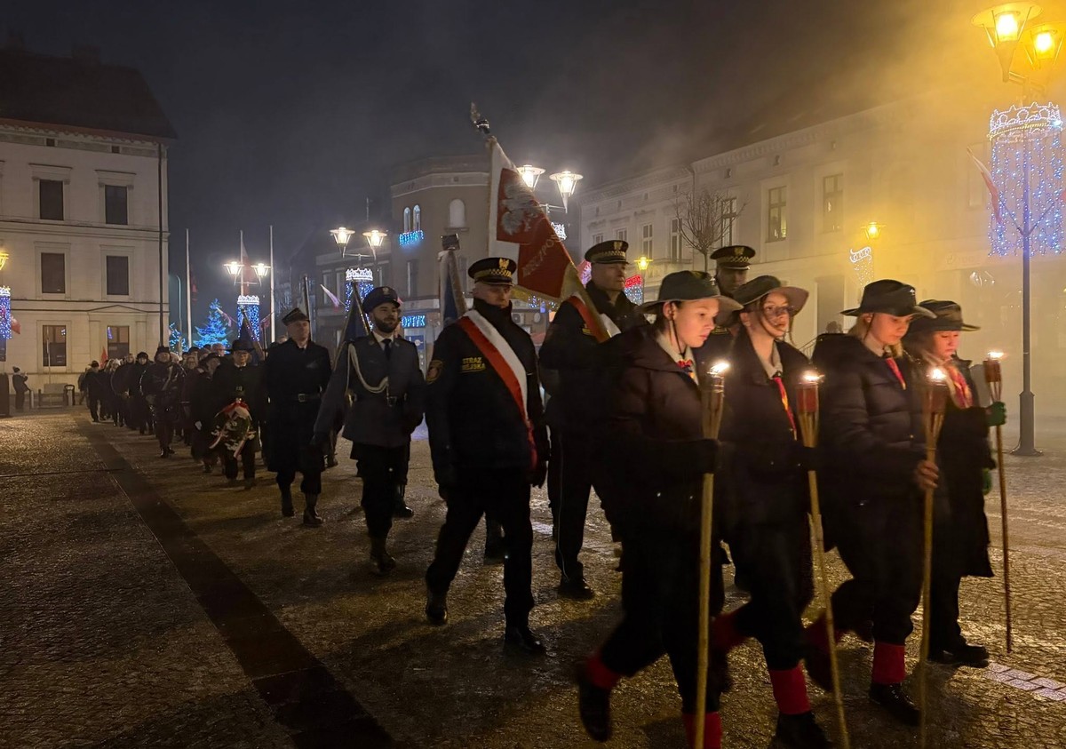 107. rocznica Powstania Wielkopolskiego — Plac Wolności, Czarnków